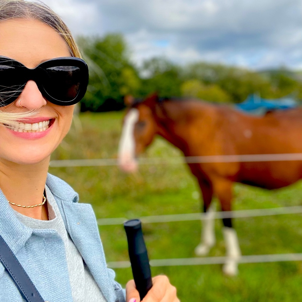 Meet your Posher, Jennifer